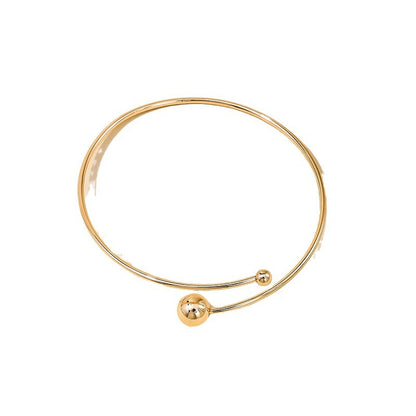 "Chic & Sleek: Gold & Silver Bracelets to Adorn Your Wrist"